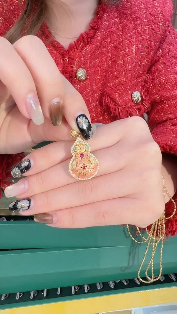 粉黛葫芦吊坠2.18 （附带礼盒包装）