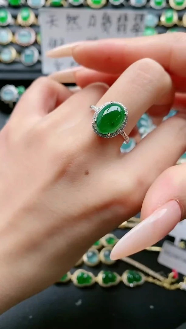 【闪购商品】翡翠戒指银S925镶嵌111111