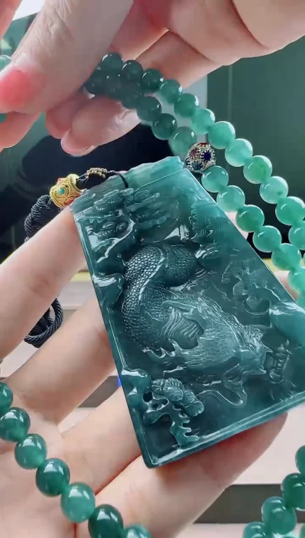【闪购商品】翡翠颈饰未镶嵌111111111111