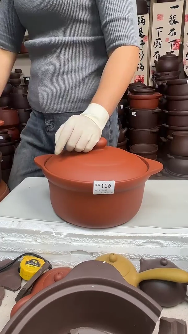 宜兴紫砂微瑕3.5升锅朱泥126