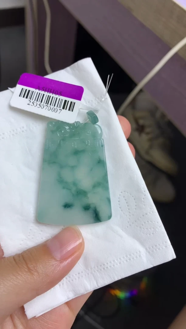 定制翡翠未镶嵌毛货