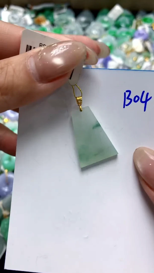 【闪购商品】翡翠颈饰18K金镶嵌1111111111111111