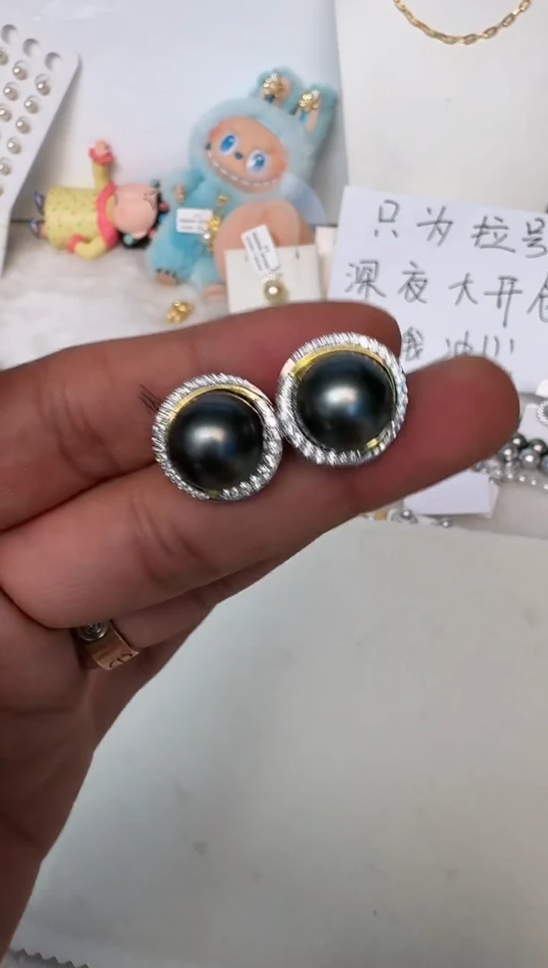 银S925镶嵌海水珍珠耳饰耳钉