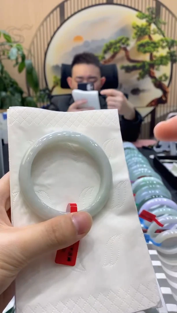 【闪购商品】翡翠手镯未镶嵌000003112