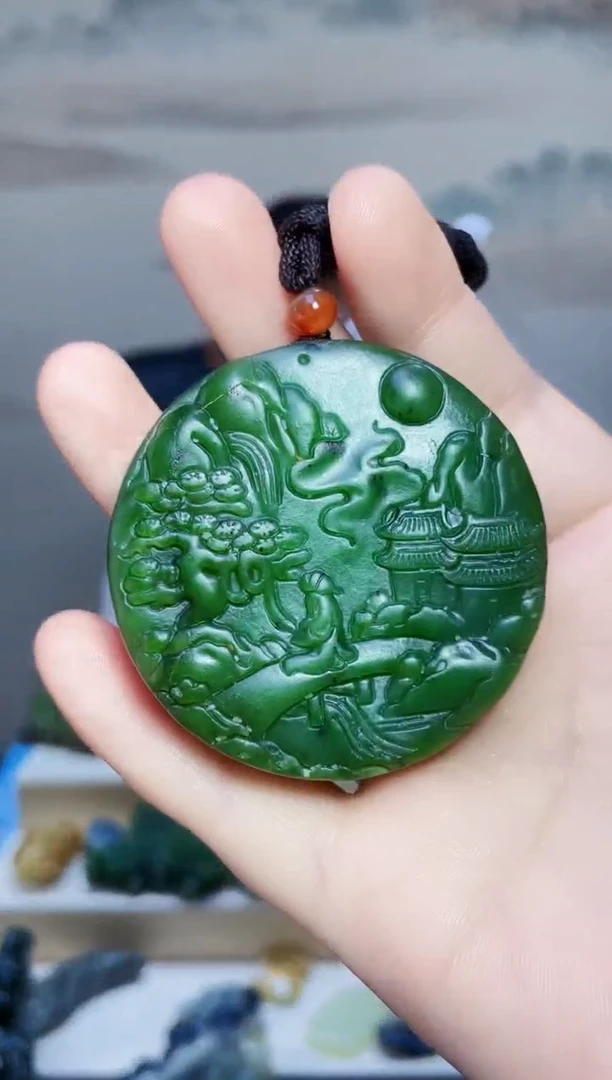 和田玉未镶嵌颈饰1