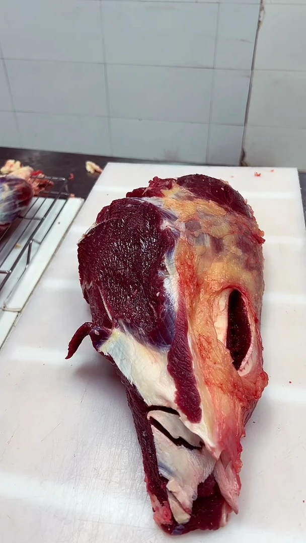 中国大陆12个月食用农产品末*哥腿肉5斤