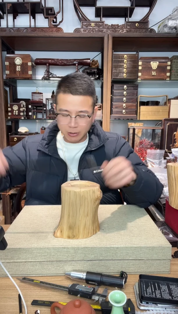 乌木类书架102崖柏整木笔筒