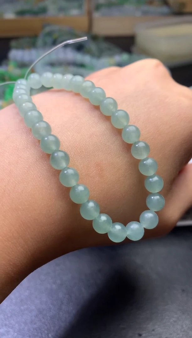 未镶嵌定制翡翠毛货 卡6