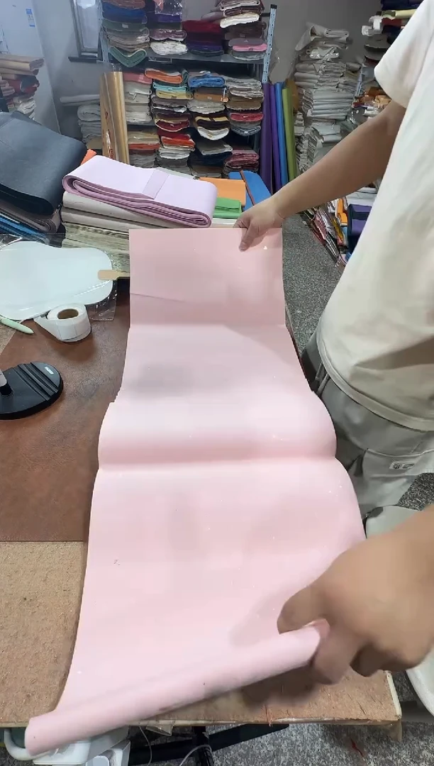 34*138粉色洒银箔50张