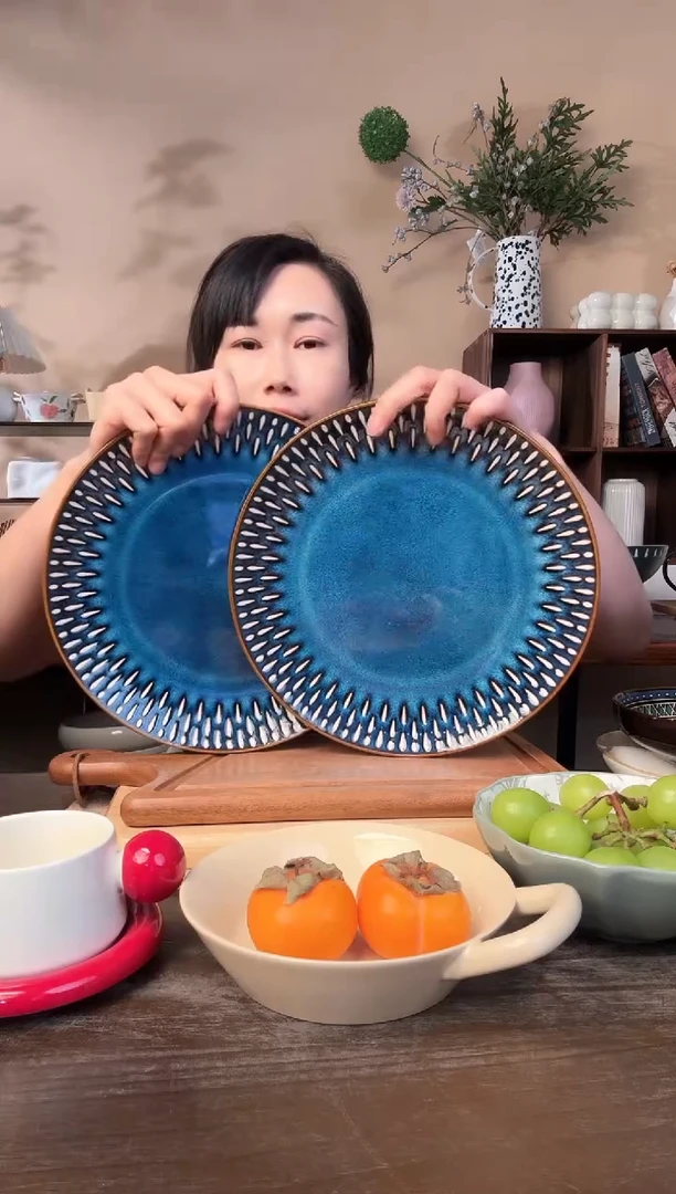 10.5英寸窑变蓝线条大盘2只微瑕