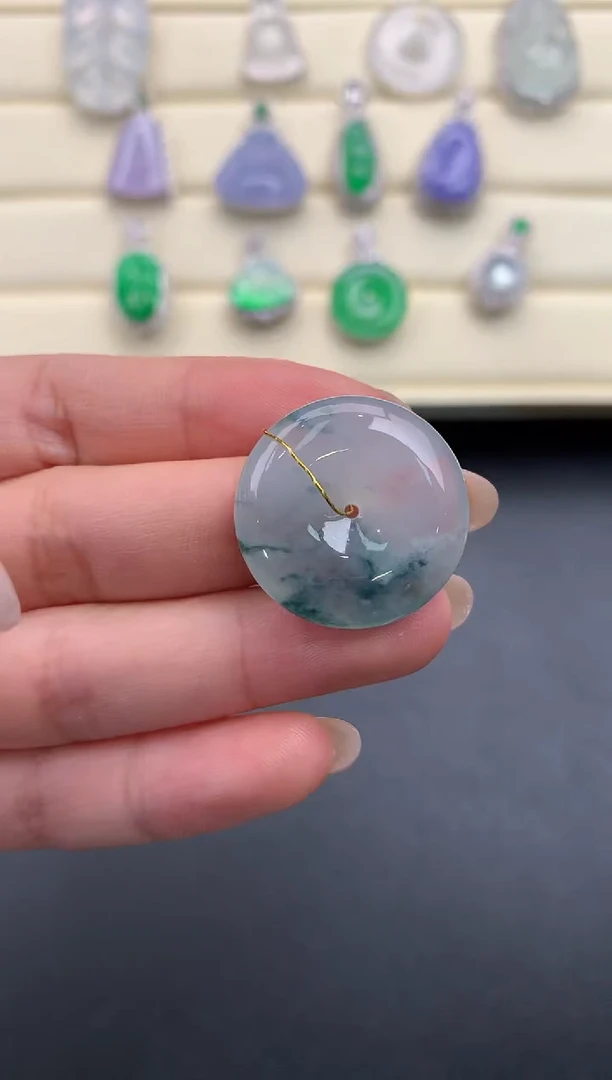 【闪购商品】翡翠颈饰未镶嵌Q683      