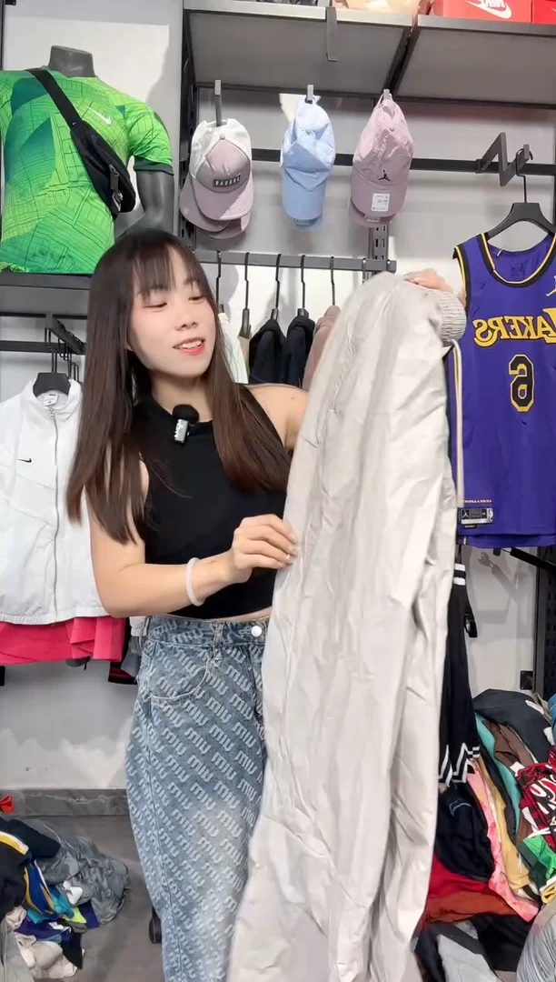 1724编码 瑕疵款直播间过款为准 尺码 L
