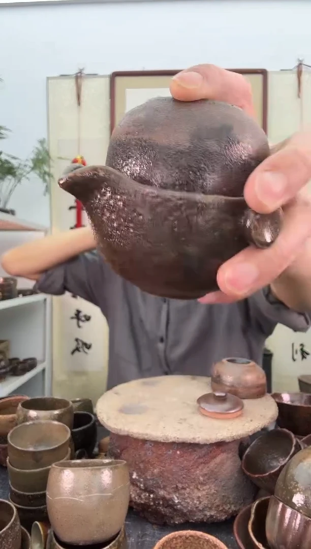 【闪购商品】红色宝瓶180毫升非遗技艺