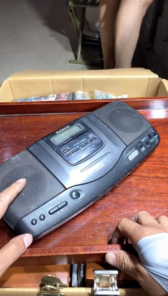 8新風***哥  785中古商品，瑕疵品，不保好坏。