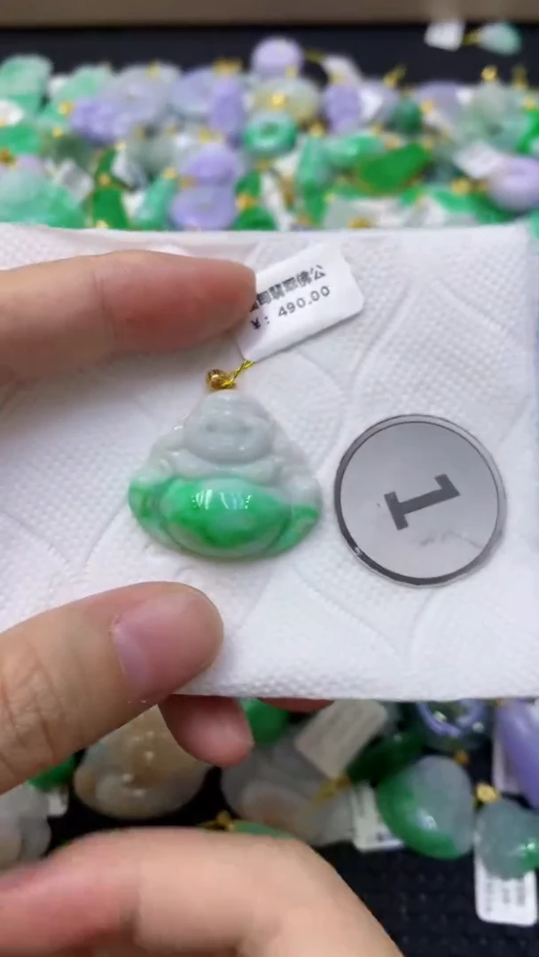 颈饰未镶嵌翡翠天然缅甸翡翠A货