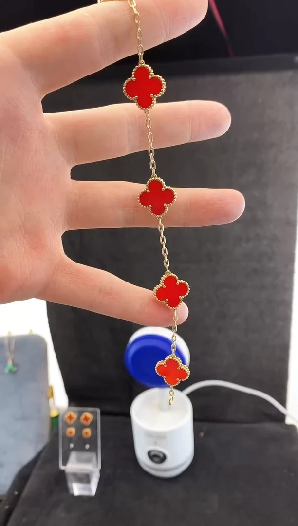 【闪购商品】玛瑙/玉髓手链18K金镶嵌.