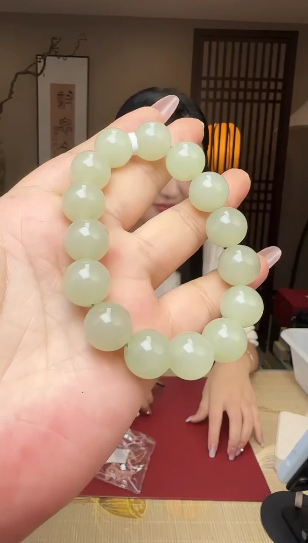 甄选好物 | 晴水手串