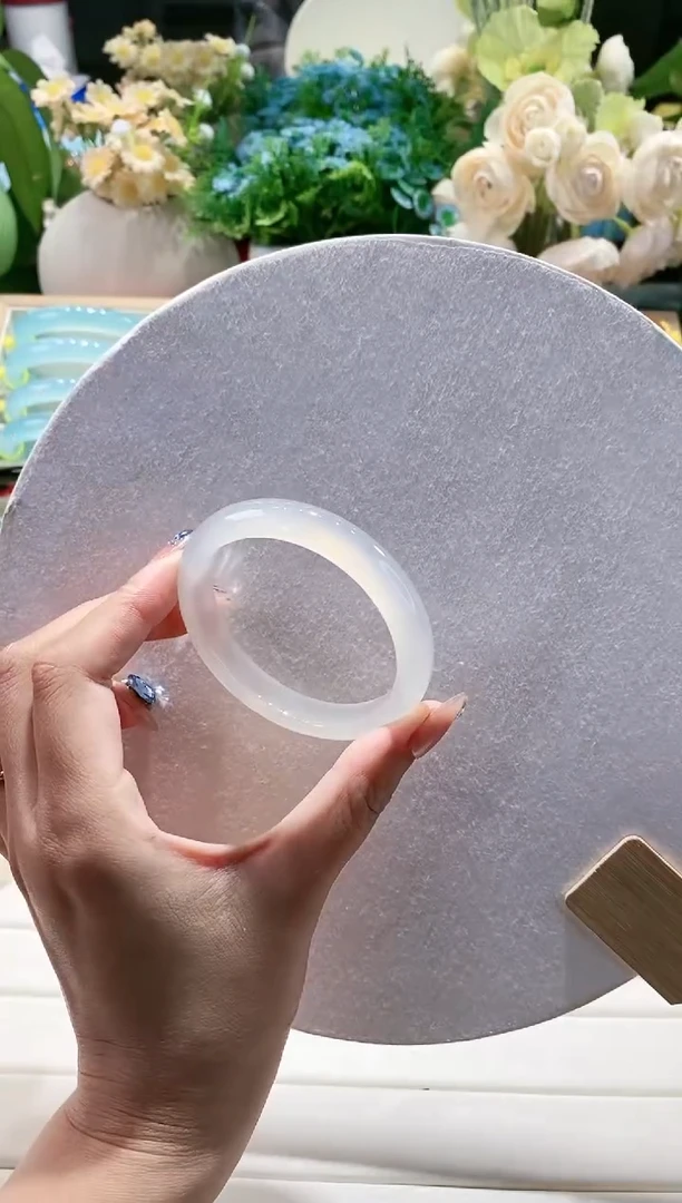 玛瑙/玉髓手镯未镶嵌235-53.2