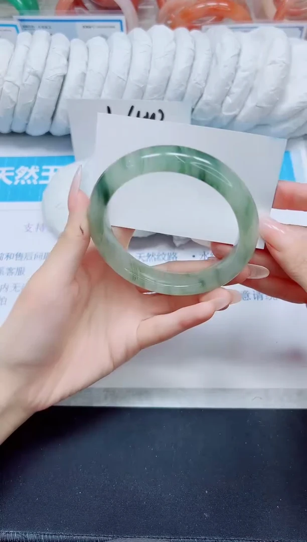 石英质玉手镯未镶嵌67/62