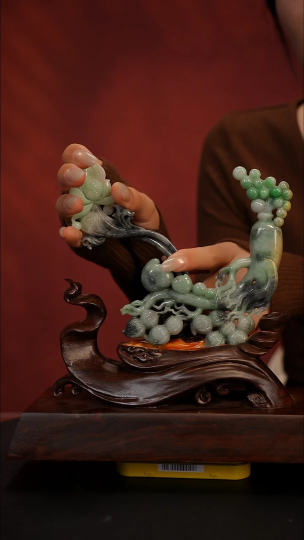 未镶嵌摆件翡翠三彩乌鸡人参