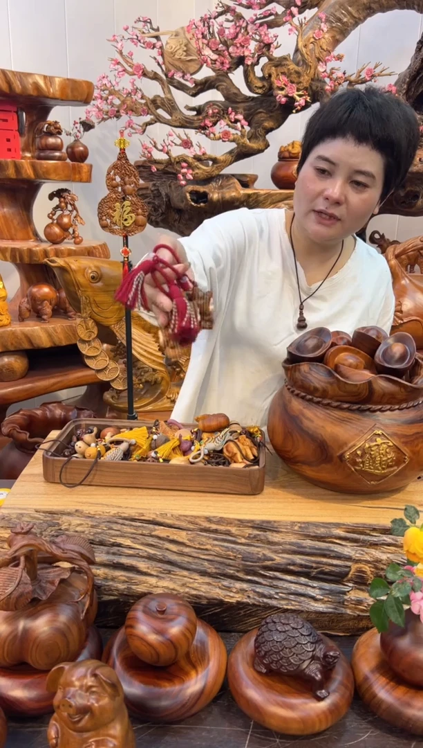 木实木彩色星星人钥匙扣