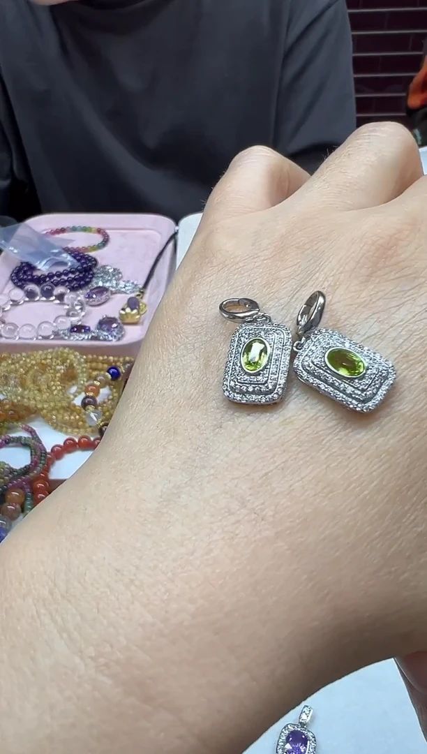 吊坠(不含链)银S925镶嵌橄榄石1223m073多样性发其一