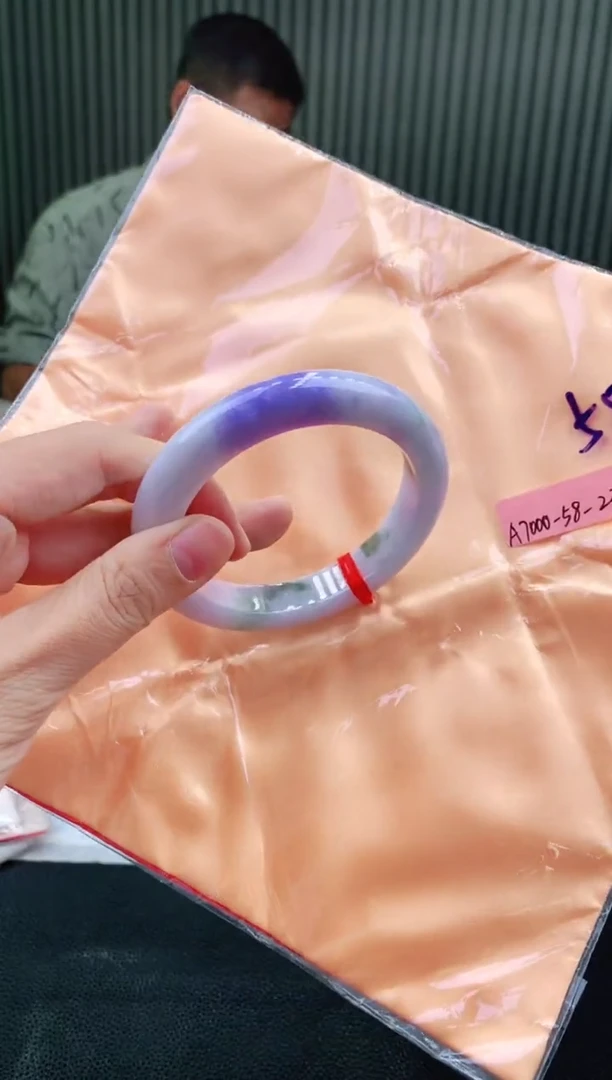 未镶嵌手镯翡翠58