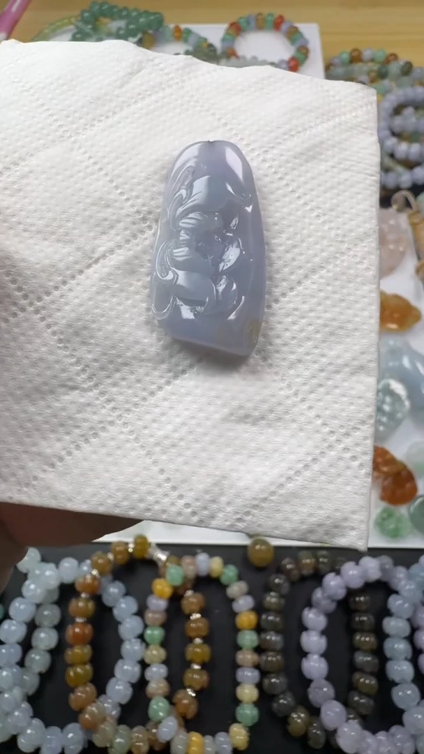 颈饰未镶嵌翡翠【闪购商品】 天然翡翠1