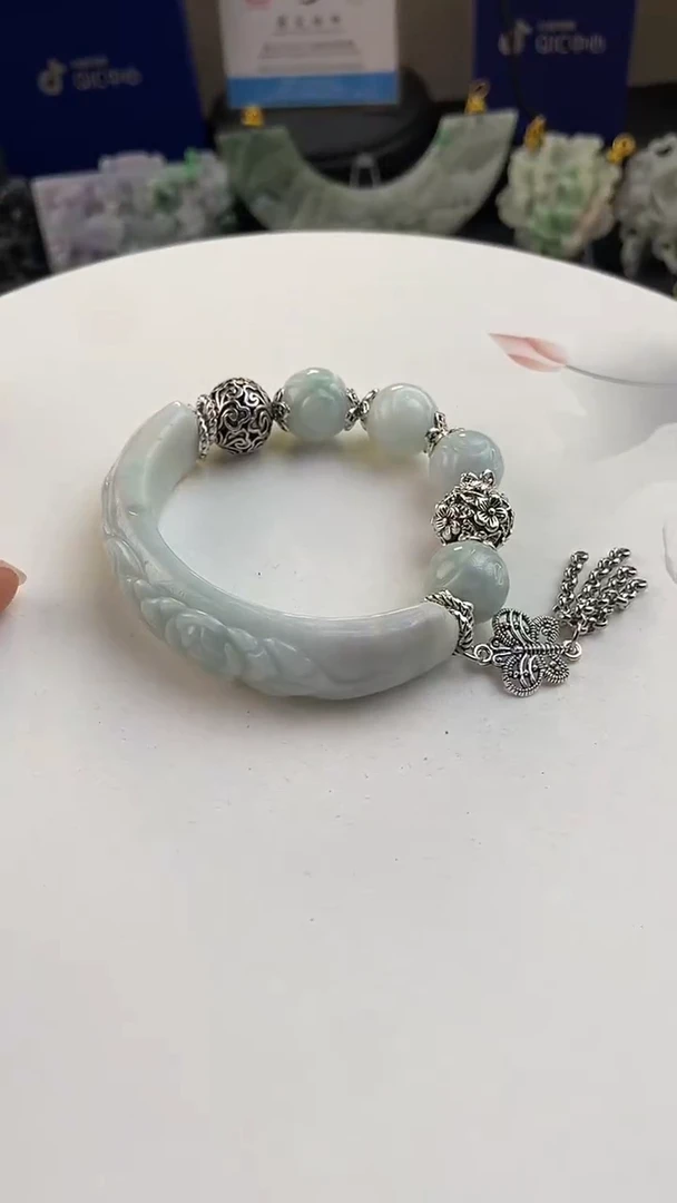 未镶嵌手链翡翠三**世手工定制默认微瑕主播介绍为准