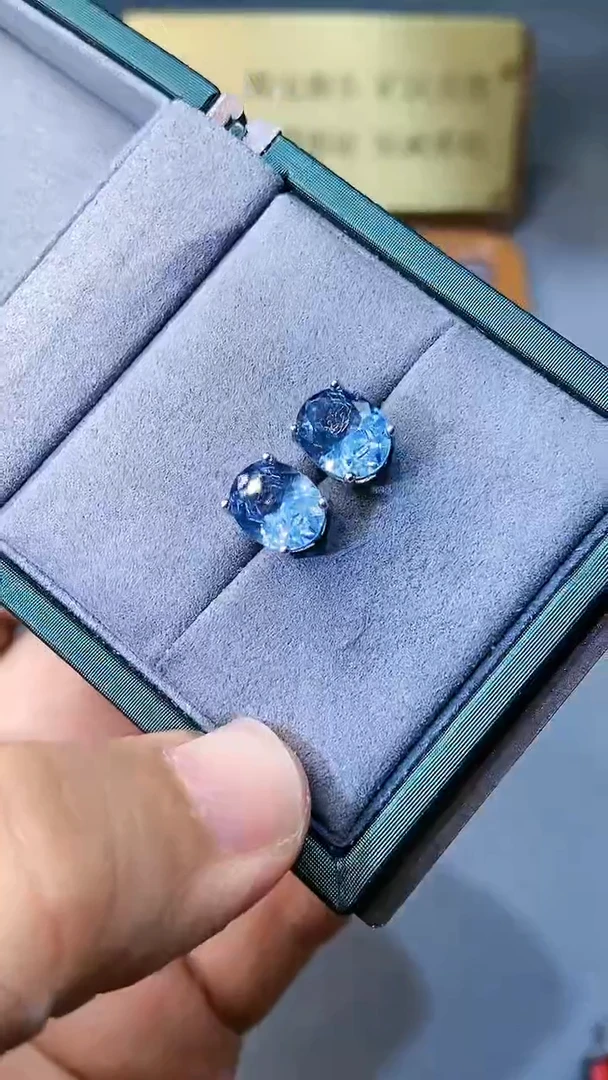 【闪购商品】海蓝宝石耳饰银S925镶嵌354