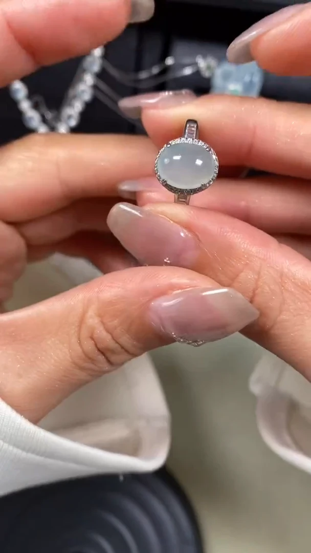 【闪购商品】翡翠戒指银S925镶嵌8205