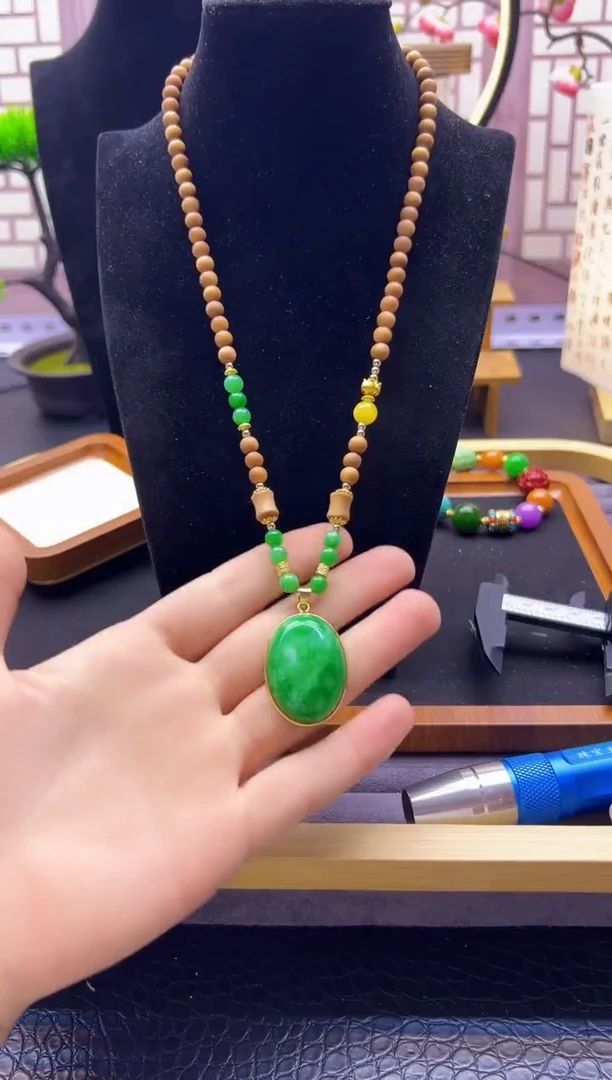 【闪购商品】翡翠颈饰14K金镶嵌X331