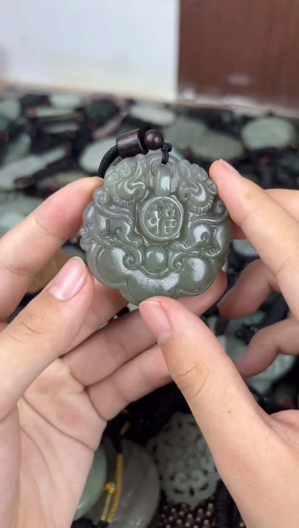 【闪购商品】和田玉颈饰未镶嵌1