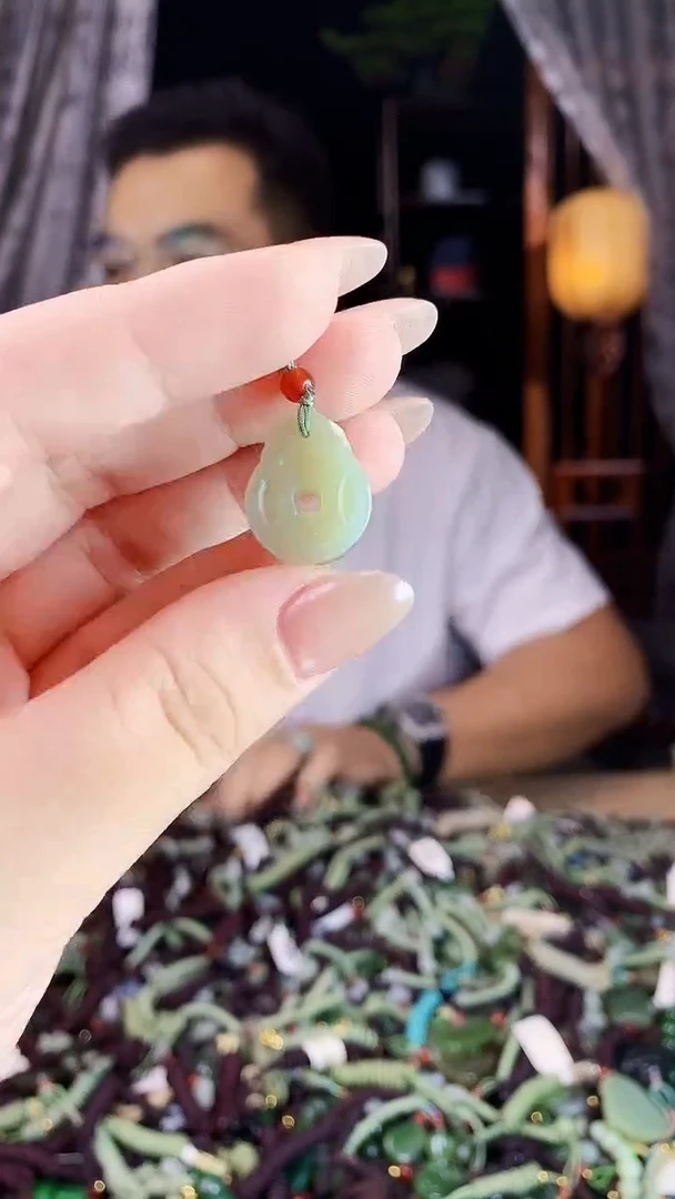 未镶嵌和田玉挂件多样性发货拍一发一