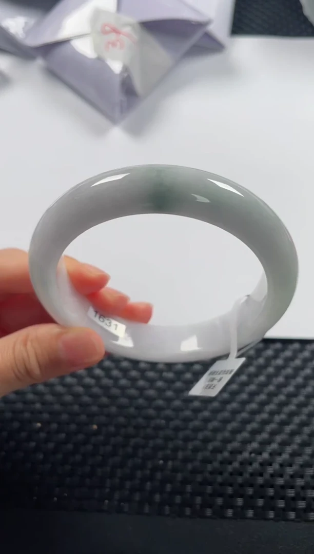 未镶嵌手镯翡翠 基地发货H 8216 60+