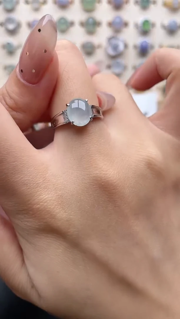 【闪购商品】翡翠戒指银S925镶嵌一物一证一礼盒