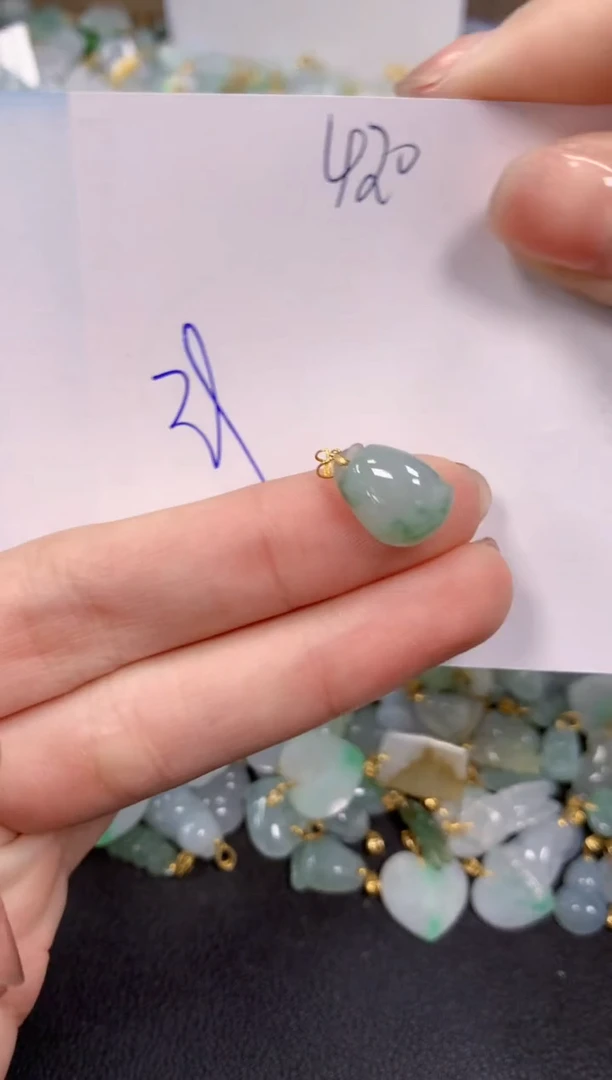 【闪购商品】翡翠颈饰18K金镶嵌 天然翡翠A货