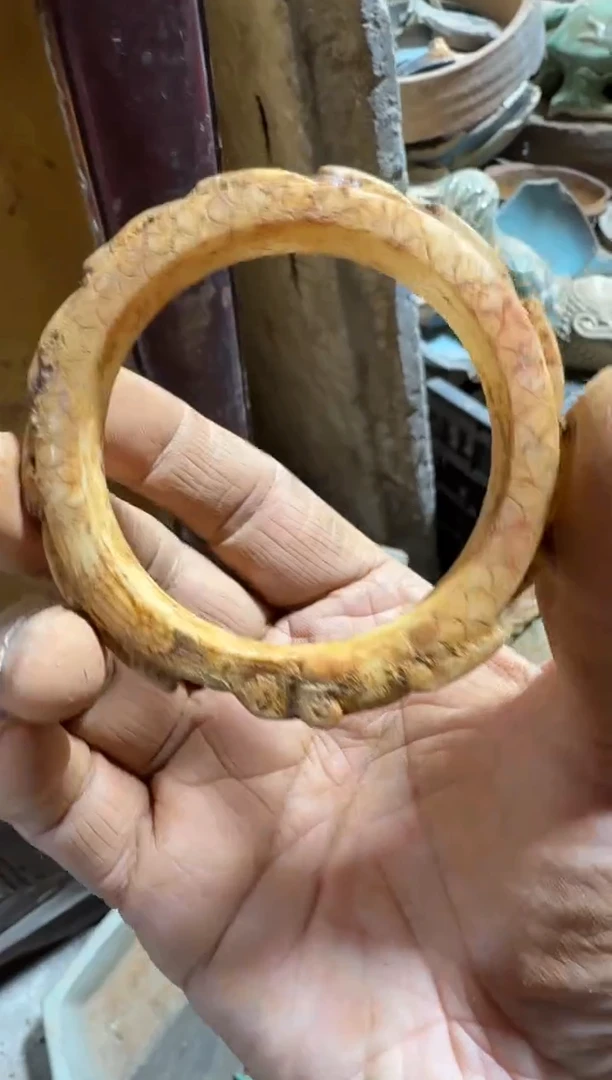 未镶嵌岫岩河磨玉（透闪石质玉）挂件玉器555555