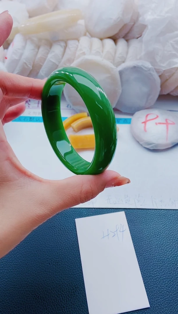 未镶嵌手镯石英质玉H294-62-63