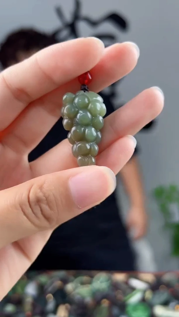 未镶嵌和田玉挂件拍一发一，多样性发货