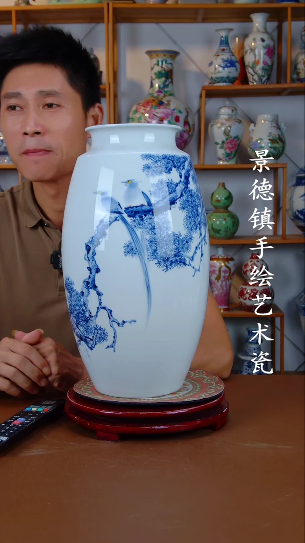 现代景德镇手工手绘陶瓷摆件2