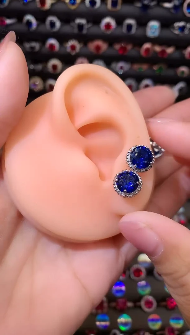 【闪购商品】蓝宝石耳饰银S925镶嵌8