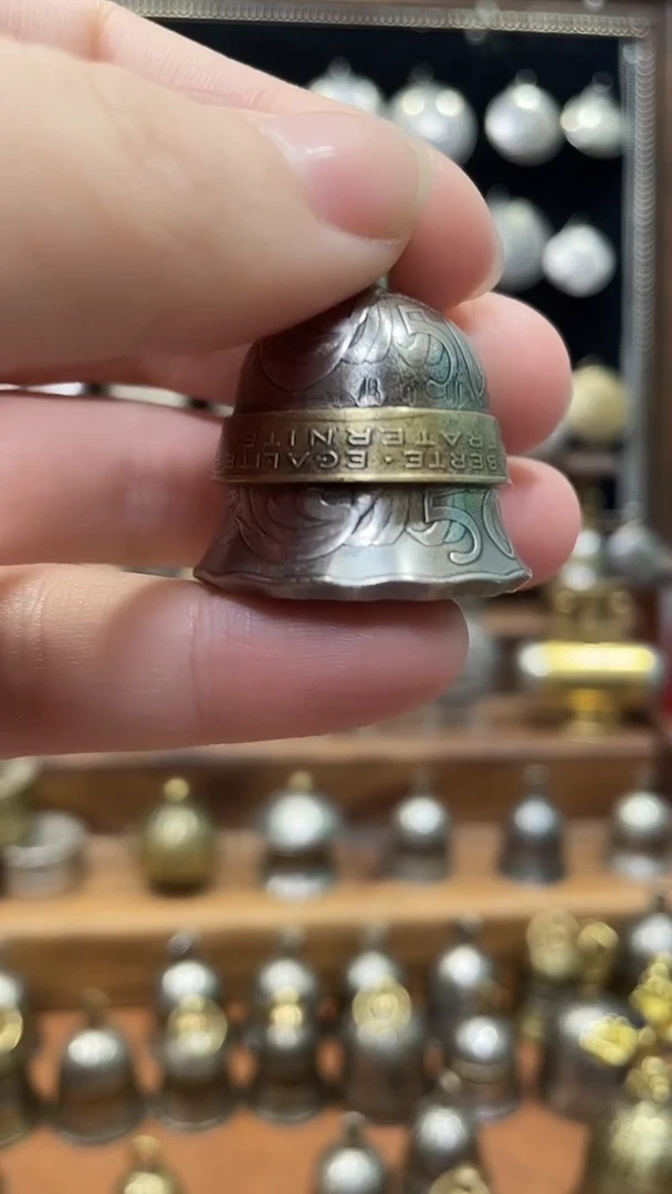 ?****?澳洲龙币铃铛配绳