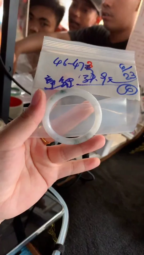 定制翡翠未镶嵌3毛货需精细抛光拍一发一