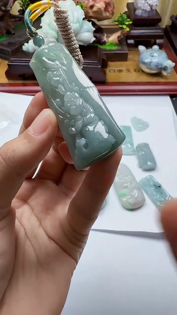 吊坠(不含链)未镶嵌翡翠1