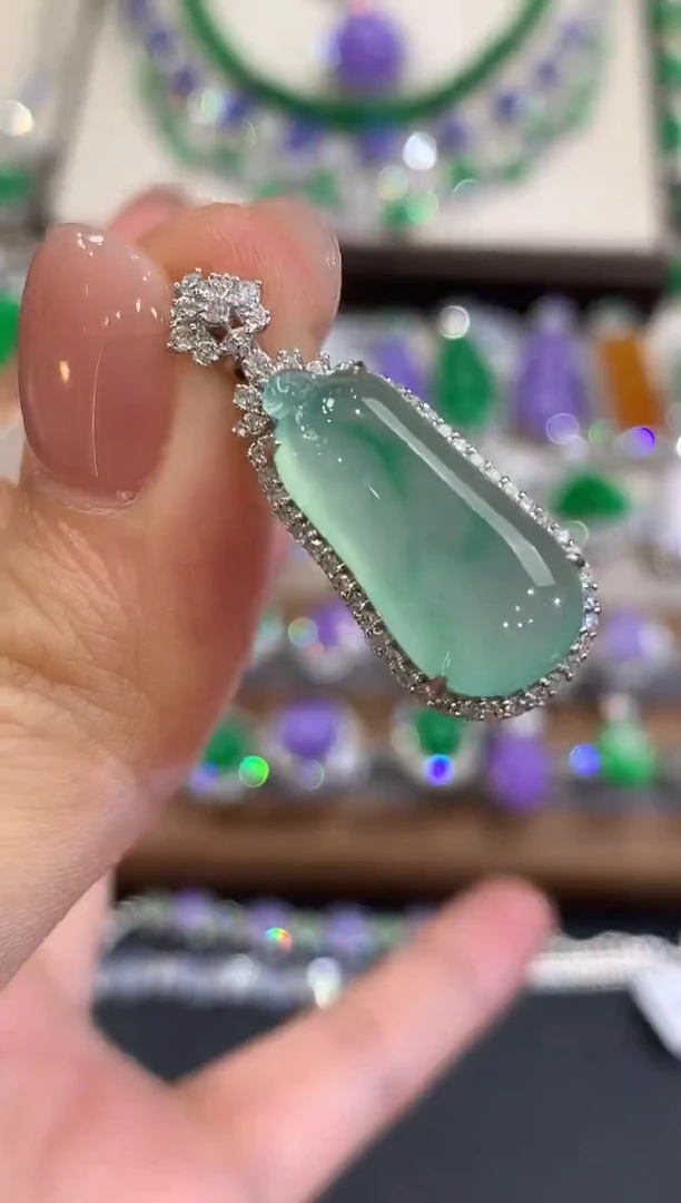 吊坠(不含链)18K金镶嵌翡翠w21