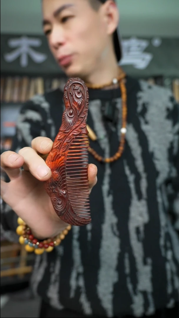 【闪购商品】檀香紫檀（小叶紫檀）手作木制雕刻品