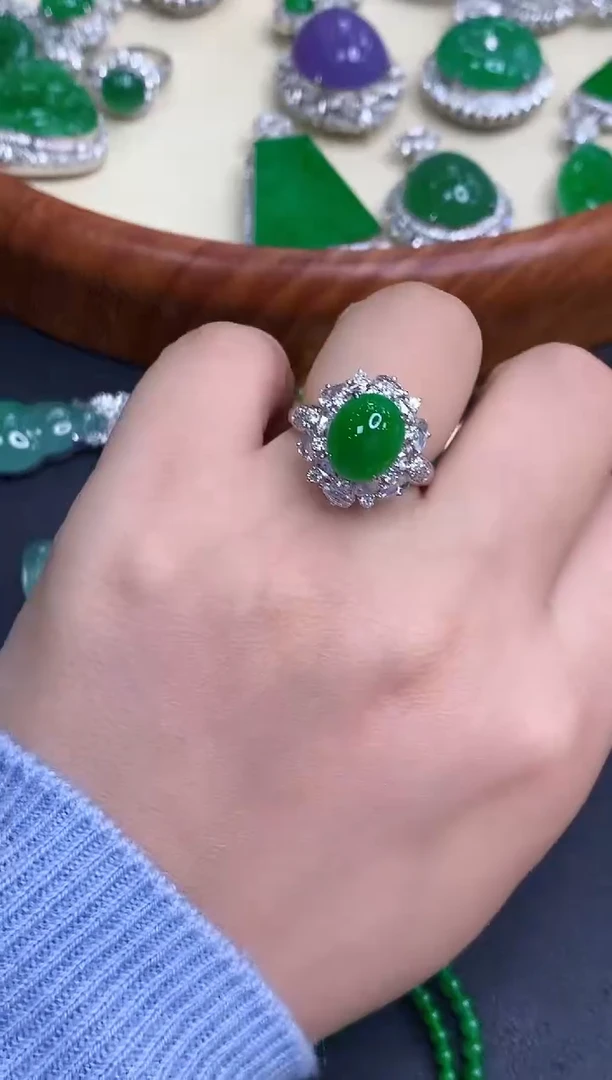 18K金镶嵌戒指翡翠605-中国好珍宝