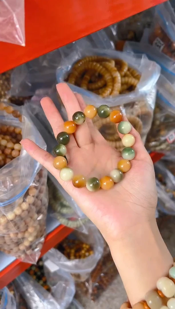 吊坠菩提根/象牙果浅色花皮单圈