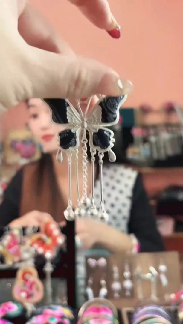 织绣艺枝独绣手工饰品  209